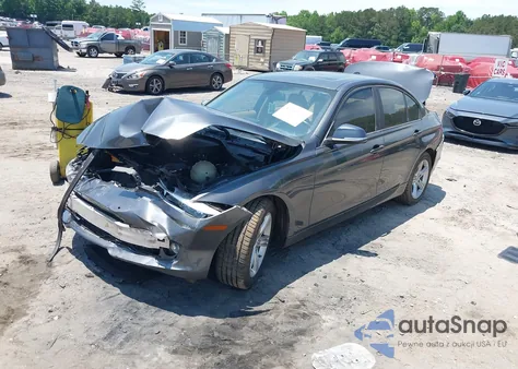 2013 BMW 320I z USA, uszkodzony, nr VIN WBA3B1C50DK130310